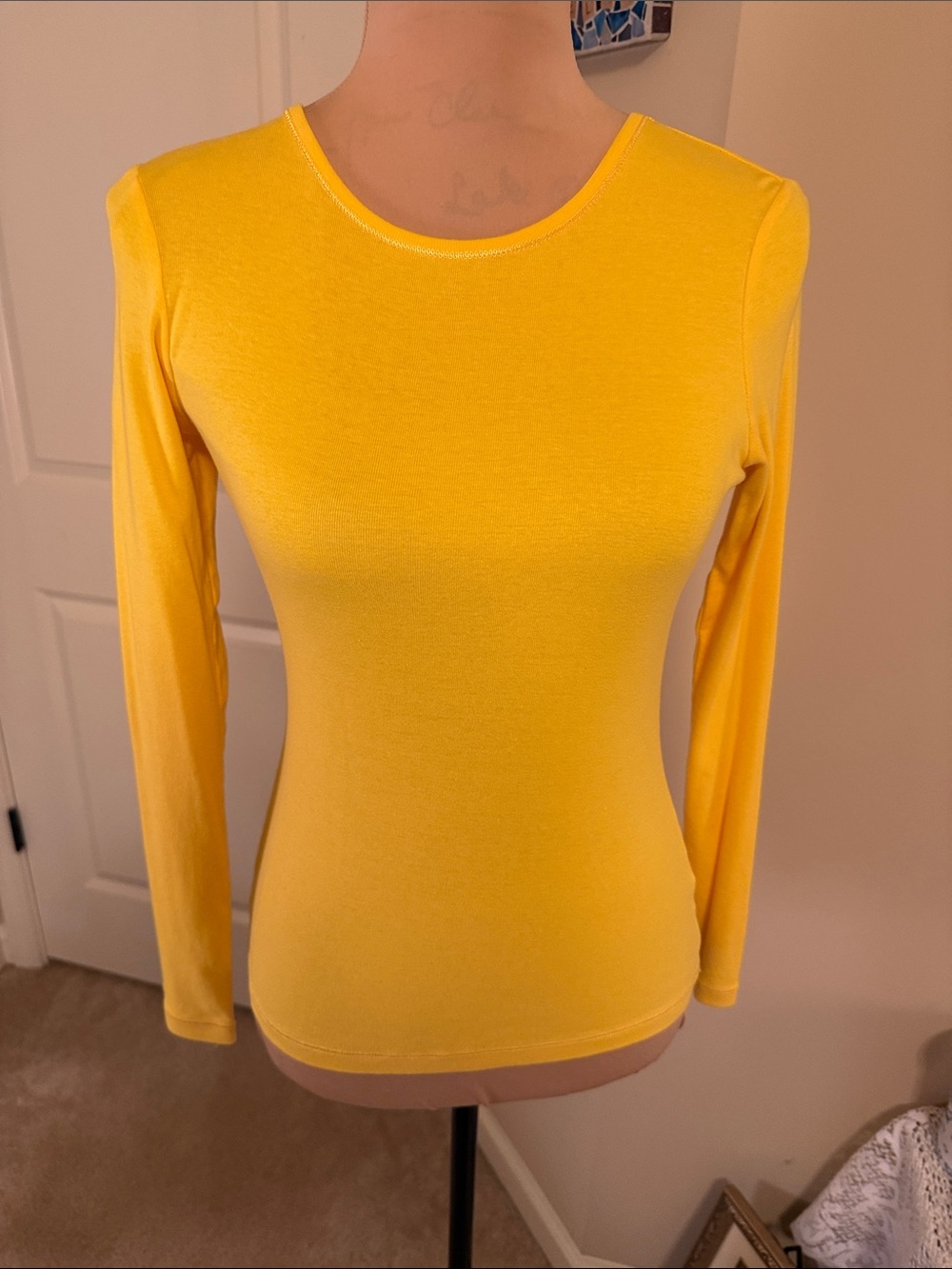 Victoria’s Secret Yellow Long-Sleeve Crewneck Women's Top